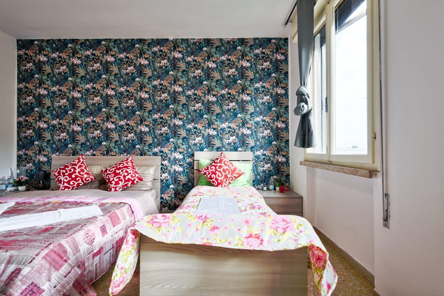 Gasthof R & R - Private With Shared Bathroom